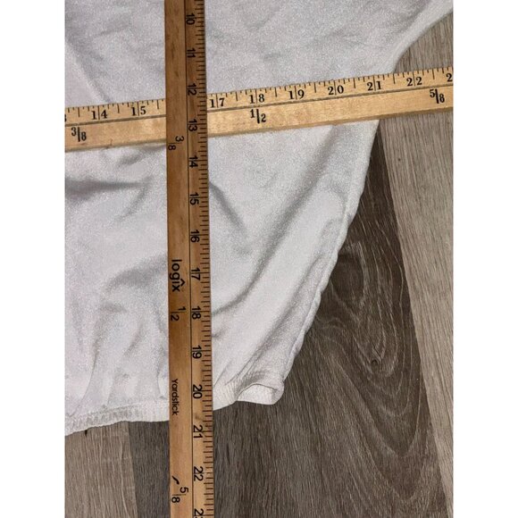 Off-Shoulder White Crop Top With Adjustable Tie Straps By Point - Picture 6 of 6